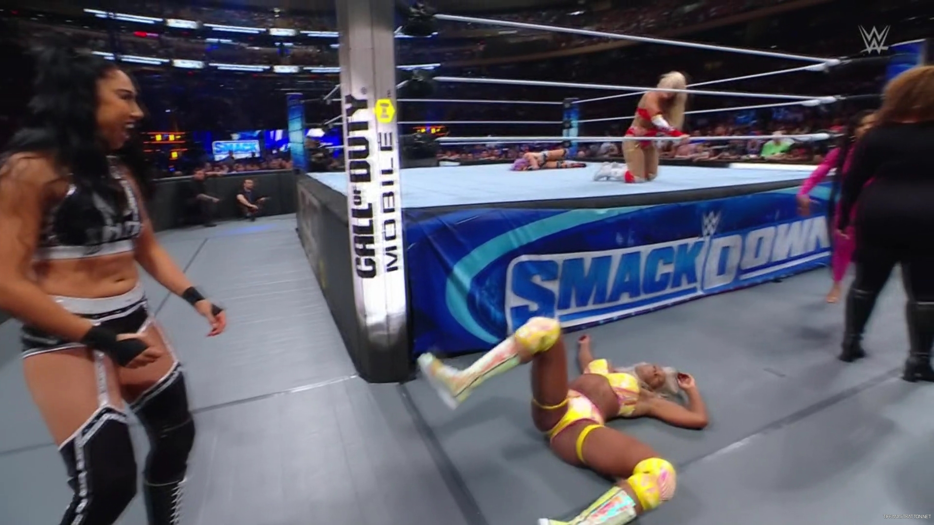 WWE_Friday_SmackDown_2024_06_28_1080p_HDTV_h264-Star_mp40597.jpg