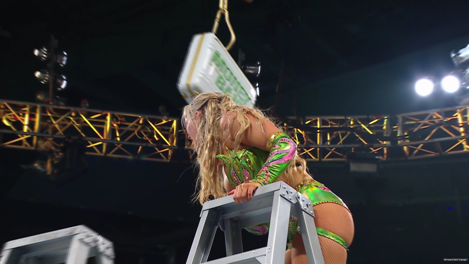 WWE_Money_In_The_Bank_2024_1080p_HDTV_h264-Star_mp41110.jpg