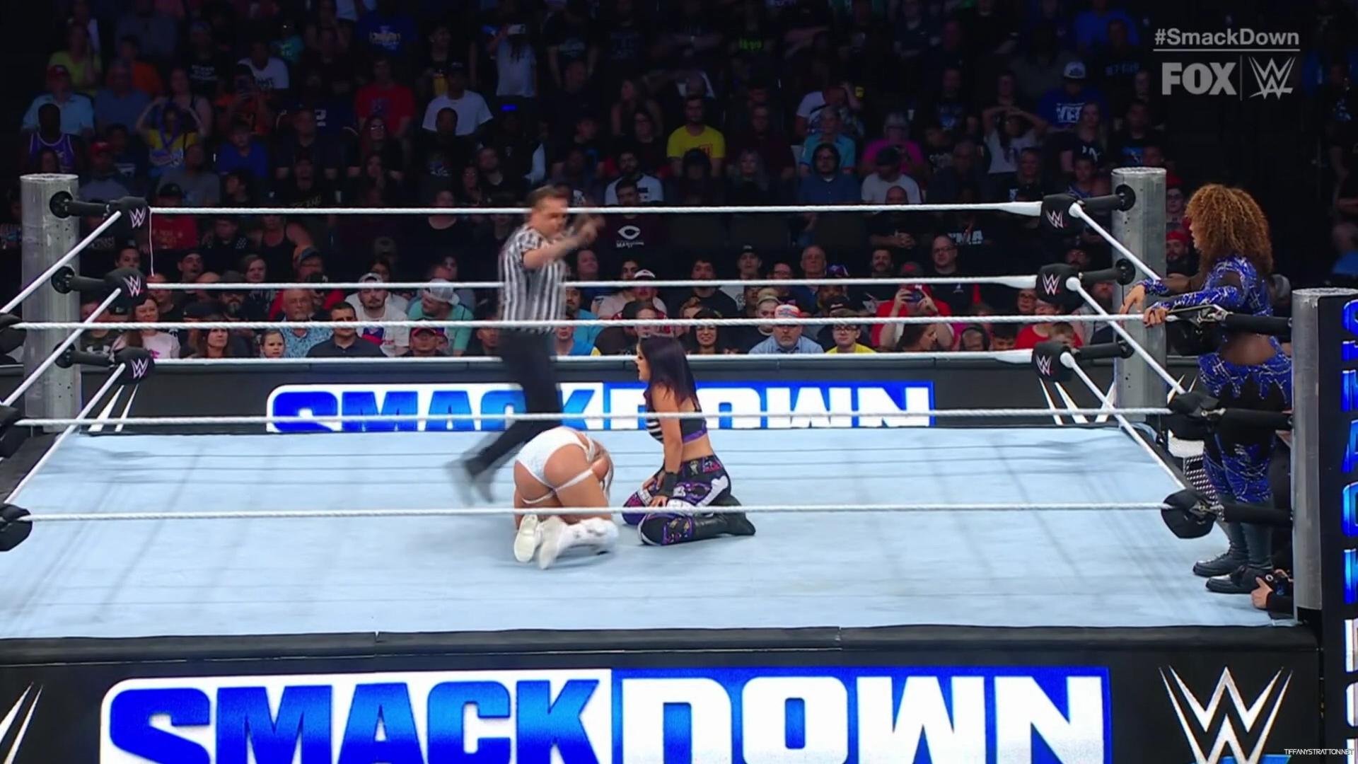 WWE_Friday_SmackDown_2024_07_26_1080p_HDTV_h264-Star_mp40227.jpg