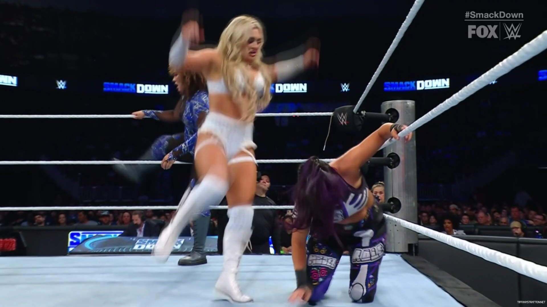 WWE_Friday_SmackDown_2024_07_26_1080p_HDTV_h264-Star_mp40581.jpg