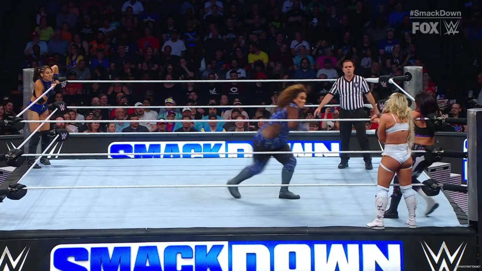 WWE_Friday_SmackDown_2024_07_26_1080p_HDTV_h264-Star_mp40638.jpg