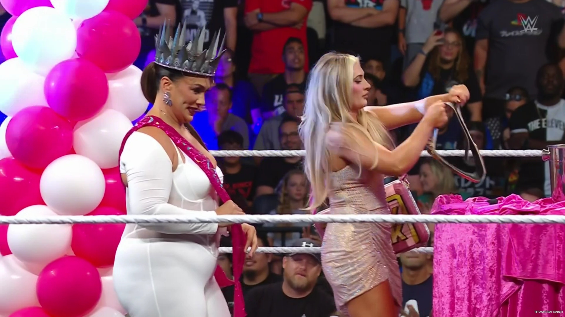 WWE_Friday_Night_SmackDown_2024_08_16_1080p_HDTV_h264-Star_mp40285.jpg