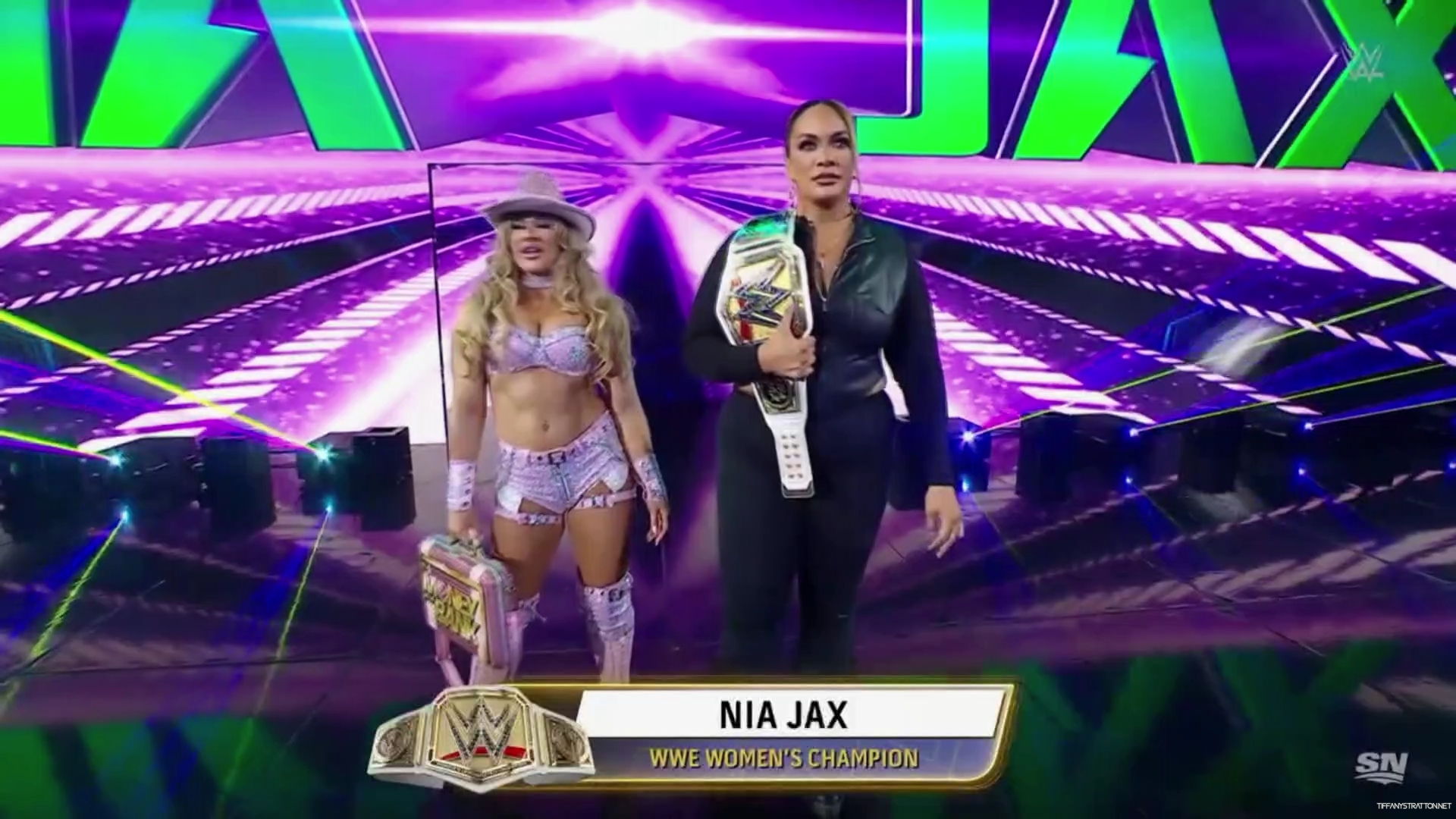 WWE_Friday_Night_SmackDown_2024_10_04_1080p_Sportnet360_h264-Star_mp41034.jpg