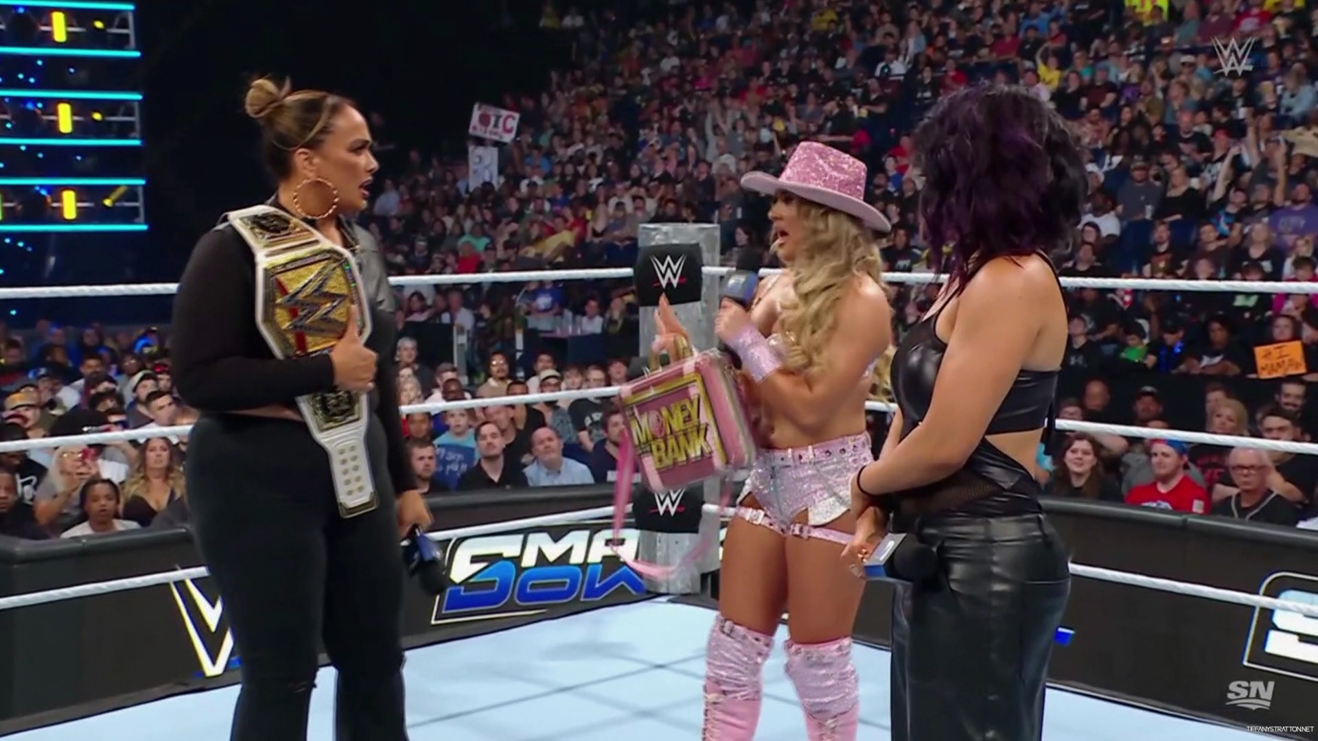 WWE_Friday_Night_SmackDown_2024_10_04_1080p_Sportnet360_h264-Star_mp41257.jpg