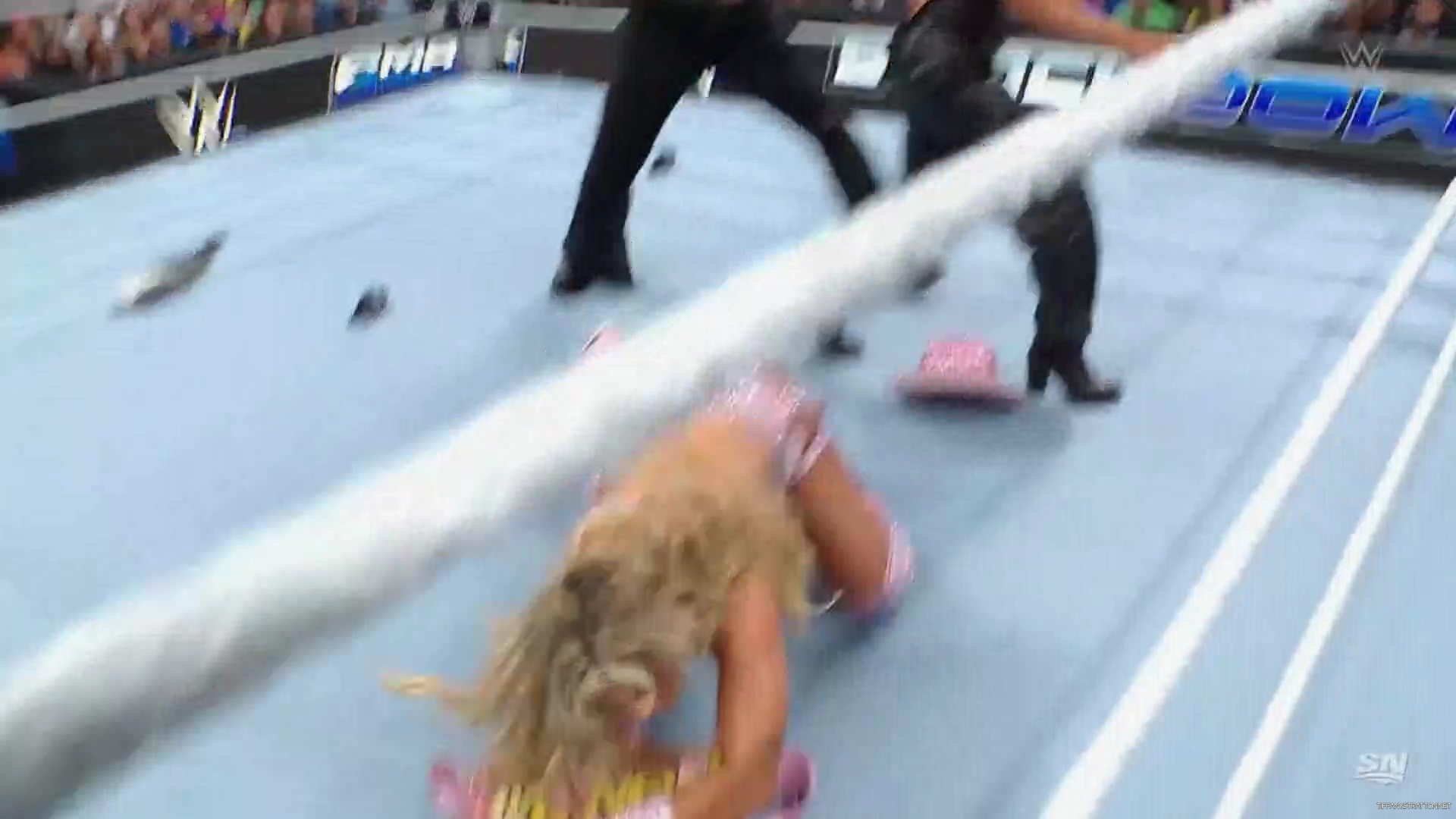 WWE_Friday_Night_SmackDown_2024_10_04_1080p_Sportnet360_h264-Star_mp41309.jpg
