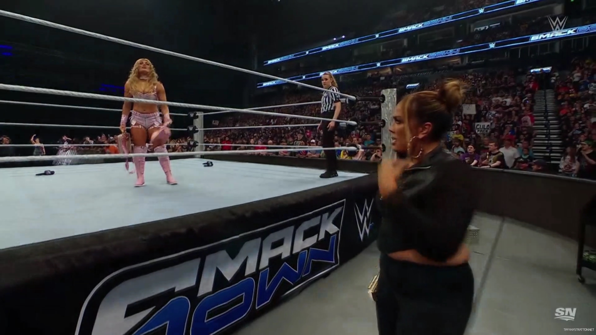 WWE_Friday_Night_SmackDown_2024_10_04_1080p_Sportnet360_h264-Star_mp41417.jpg