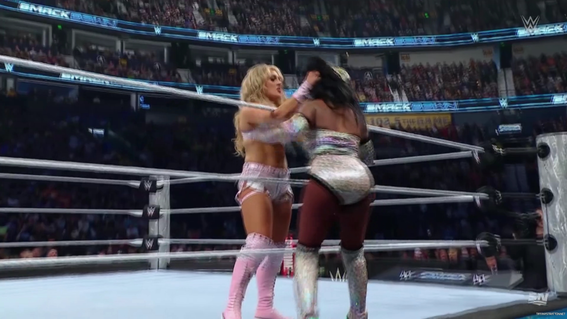 WWE_Friday_Night_SmackDown_2024_10_04_1080p_Sportnet360_h264-Star_mp41603.jpg