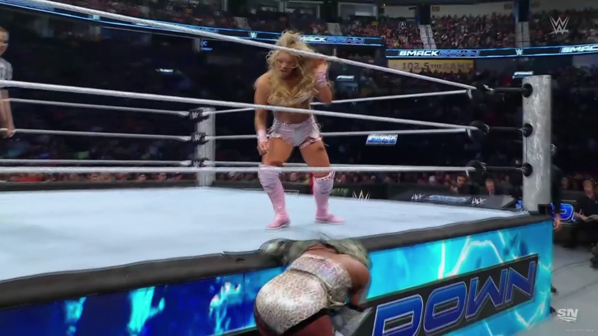 WWE_Friday_Night_SmackDown_2024_10_04_1080p_Sportnet360_h264-Star_mp41612.jpg