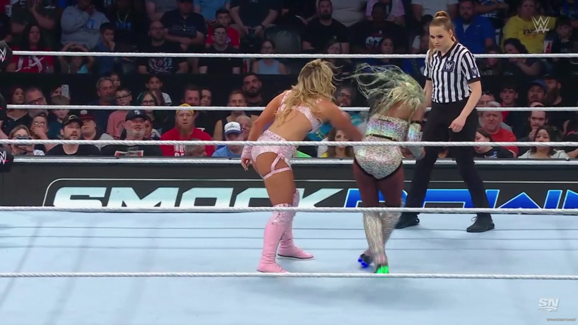 WWE_Friday_Night_SmackDown_2024_10_04_1080p_Sportnet360_h264-Star_mp41681.jpg