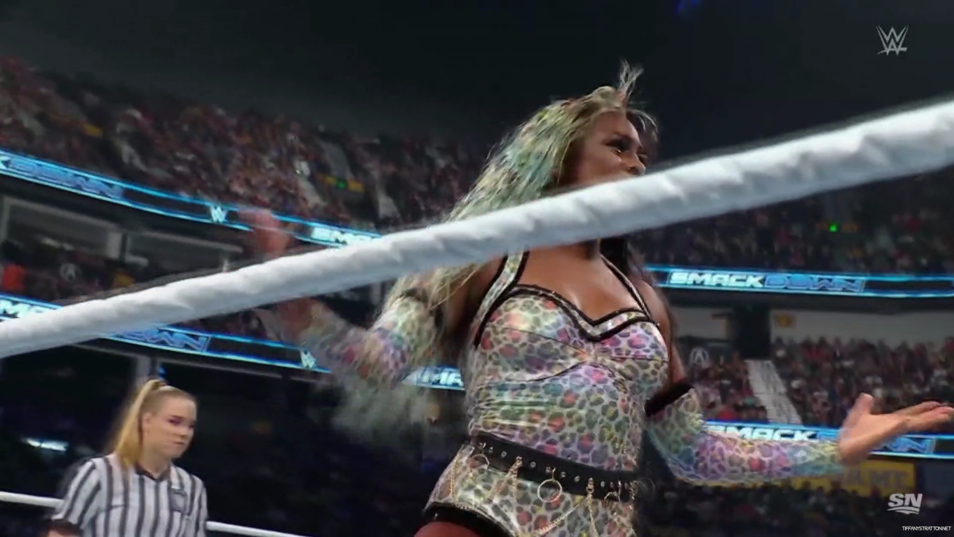 WWE_Friday_Night_SmackDown_2024_10_04_1080p_Sportnet360_h264-Star_mp41707.jpg