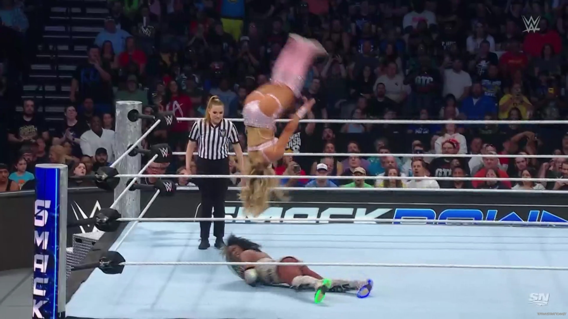 WWE_Friday_Night_SmackDown_2024_10_04_1080p_Sportnet360_h264-Star_mp41816.jpg