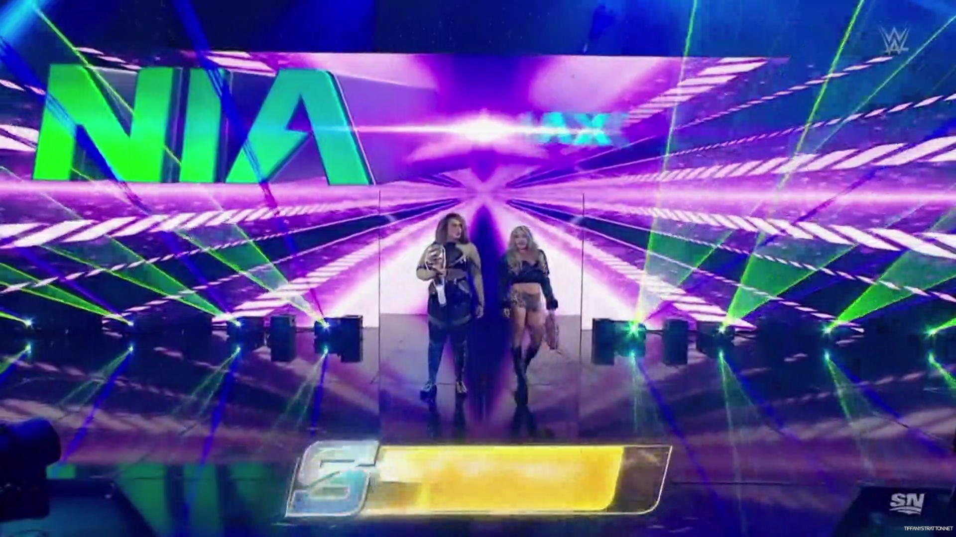 WWE_Friday_Night_SmackDown_2024_10_11_1080p_Sportnet360_h264-Star_mp42145.jpg