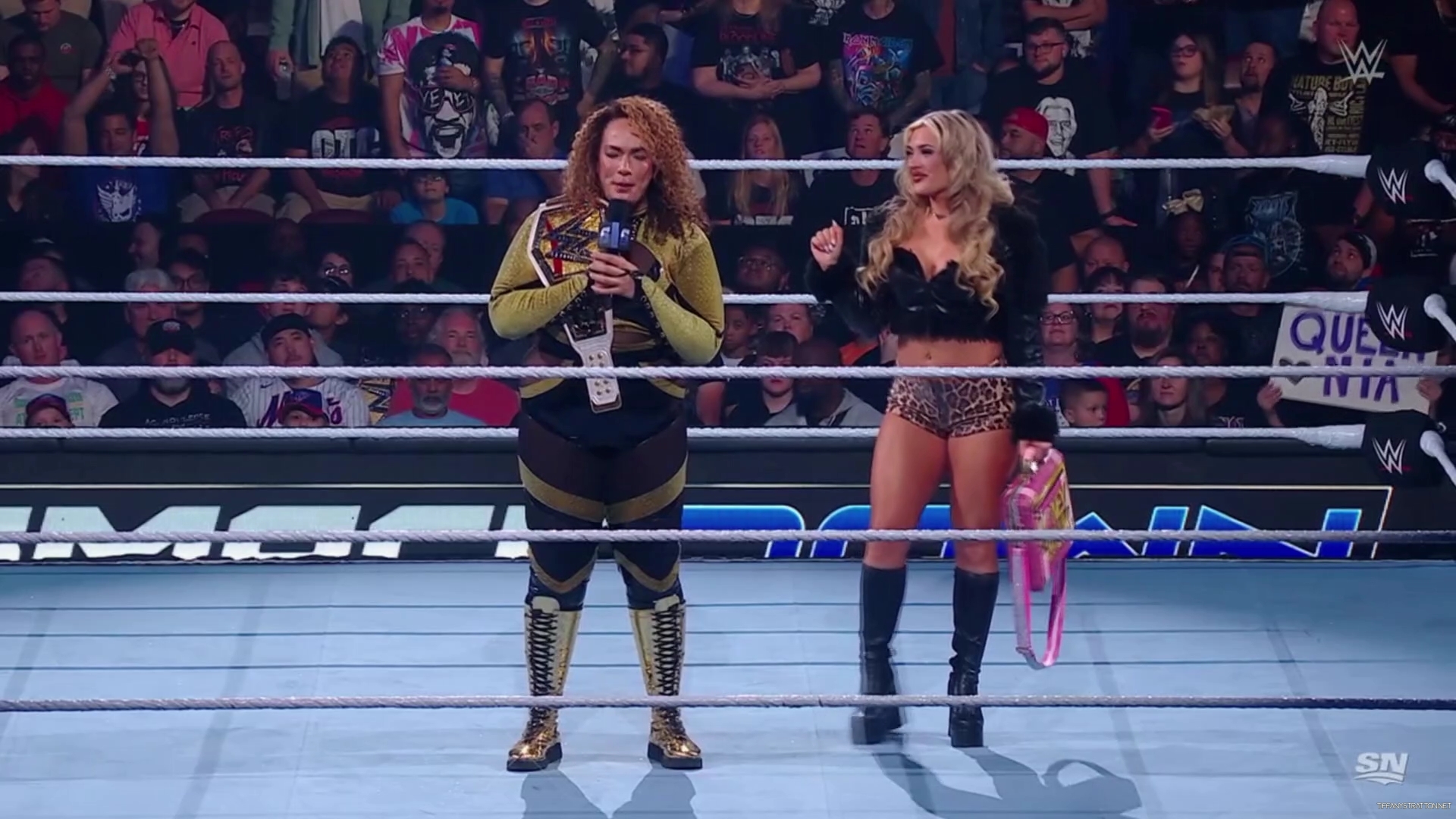 WWE_Friday_Night_SmackDown_2024_10_11_1080p_Sportnet360_h264-Star_mp42283.jpg
