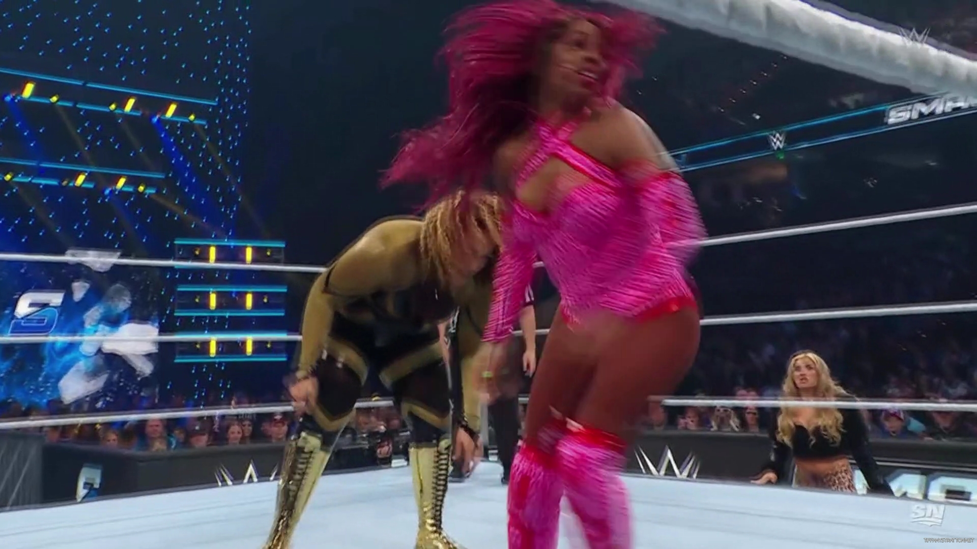 WWE_Friday_Night_SmackDown_2024_10_11_1080p_Sportnet360_h264-Star_mp42549.jpg