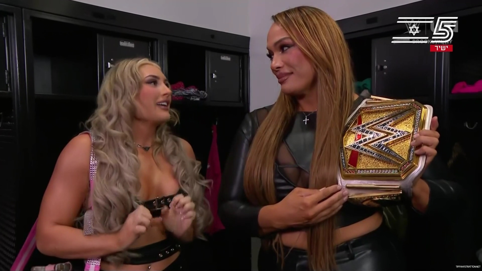 WWE_Friday_Night_SmackDown_2024_10_25_1080p_HDTV_h264-Star_mp40009.jpg