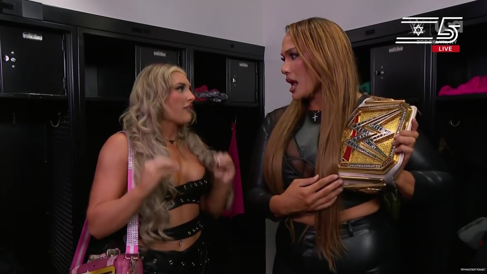 WWE_Friday_Night_SmackDown_2024_10_25_1080p_HDTV_h264-Star_mp40020.jpg