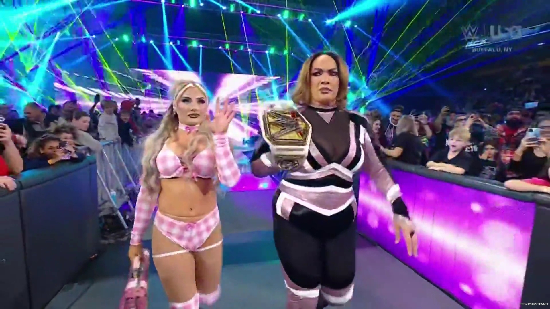 WWE_Friday_Night_SmackDown_2024_11_08_1080p_HDTV_x264-NWCHD_mp40093.jpg