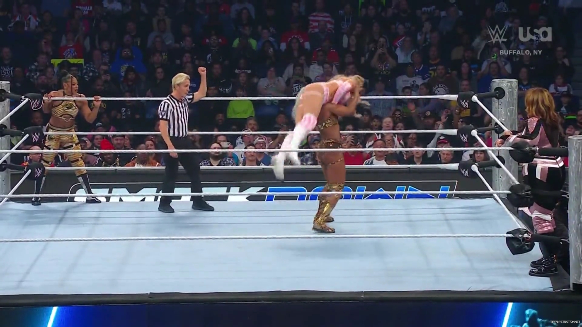 WWE_Friday_Night_SmackDown_2024_11_08_1080p_HDTV_x264-NWCHD_mp40153.jpg