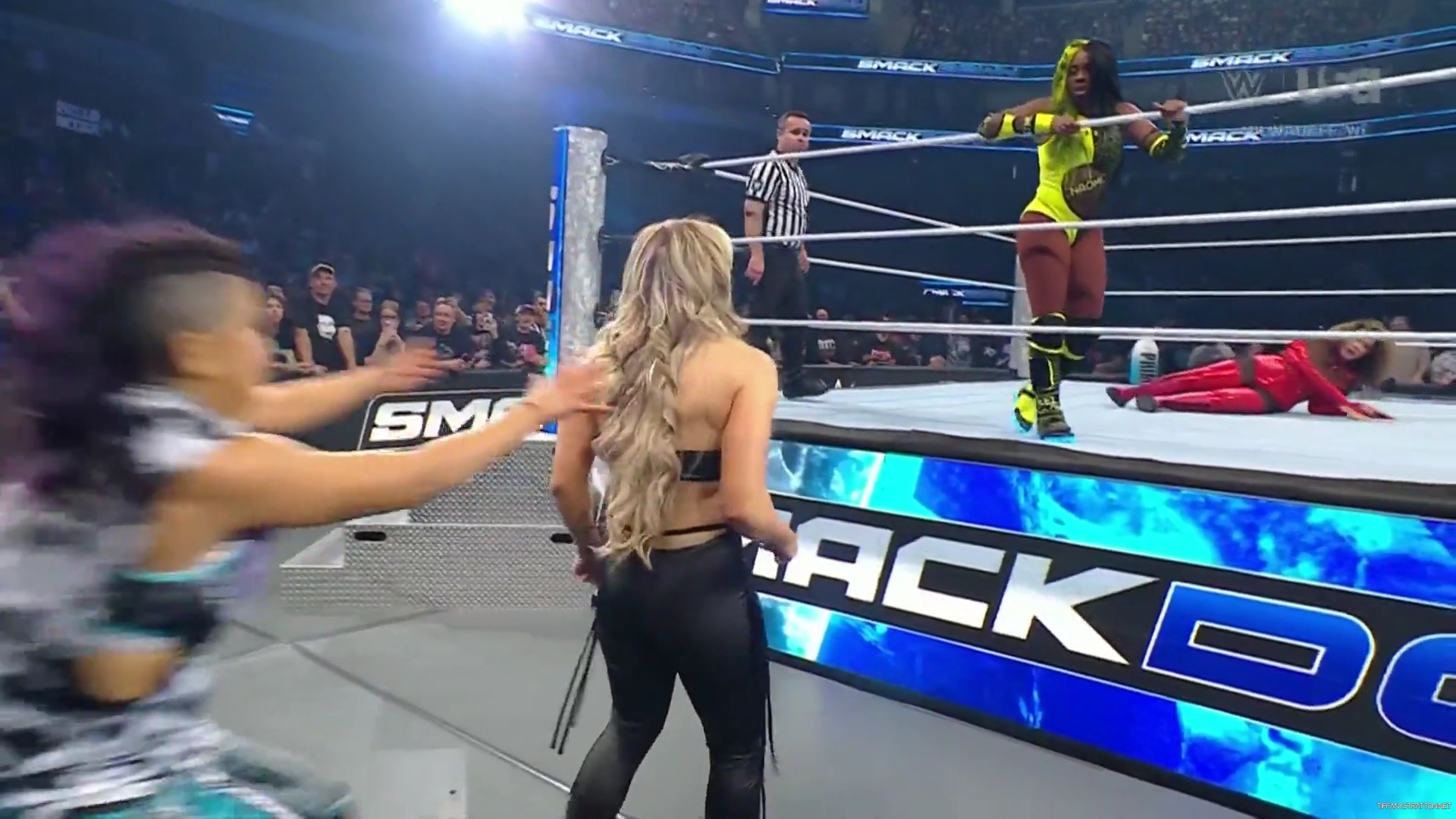 WWE_Friday_Night_SmackDown_2024_11_15_1080p_HDTV_x264-NWCHD_mp40577.jpg