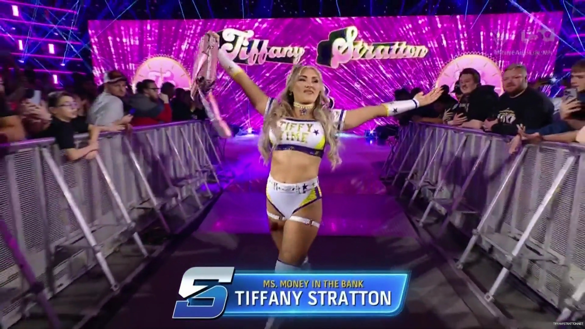 WWE_Friday_Night_SmackDown_2024_12_06_1080p_HDTV_x264-NWCHD_mp40865.jpg