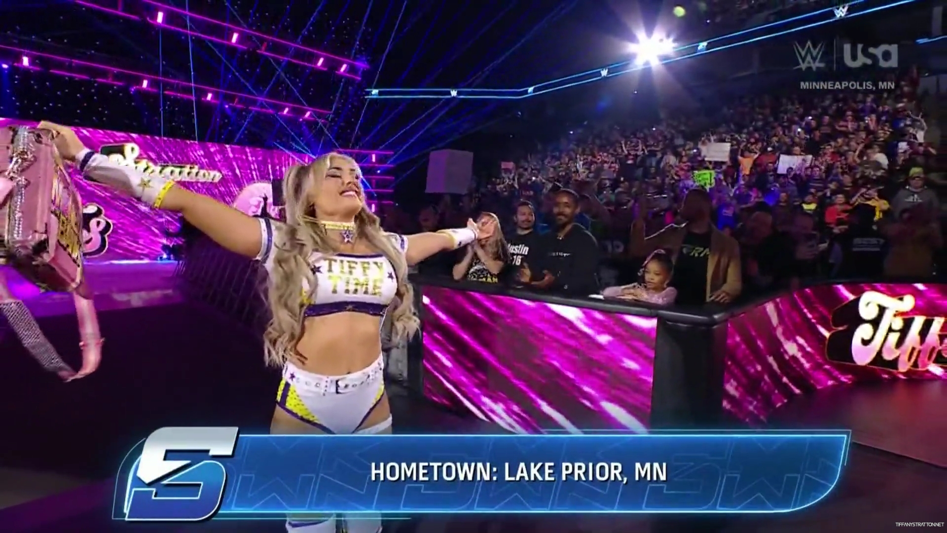 WWE_Friday_Night_SmackDown_2024_12_06_1080p_HDTV_x264-NWCHD_mp40877.jpg