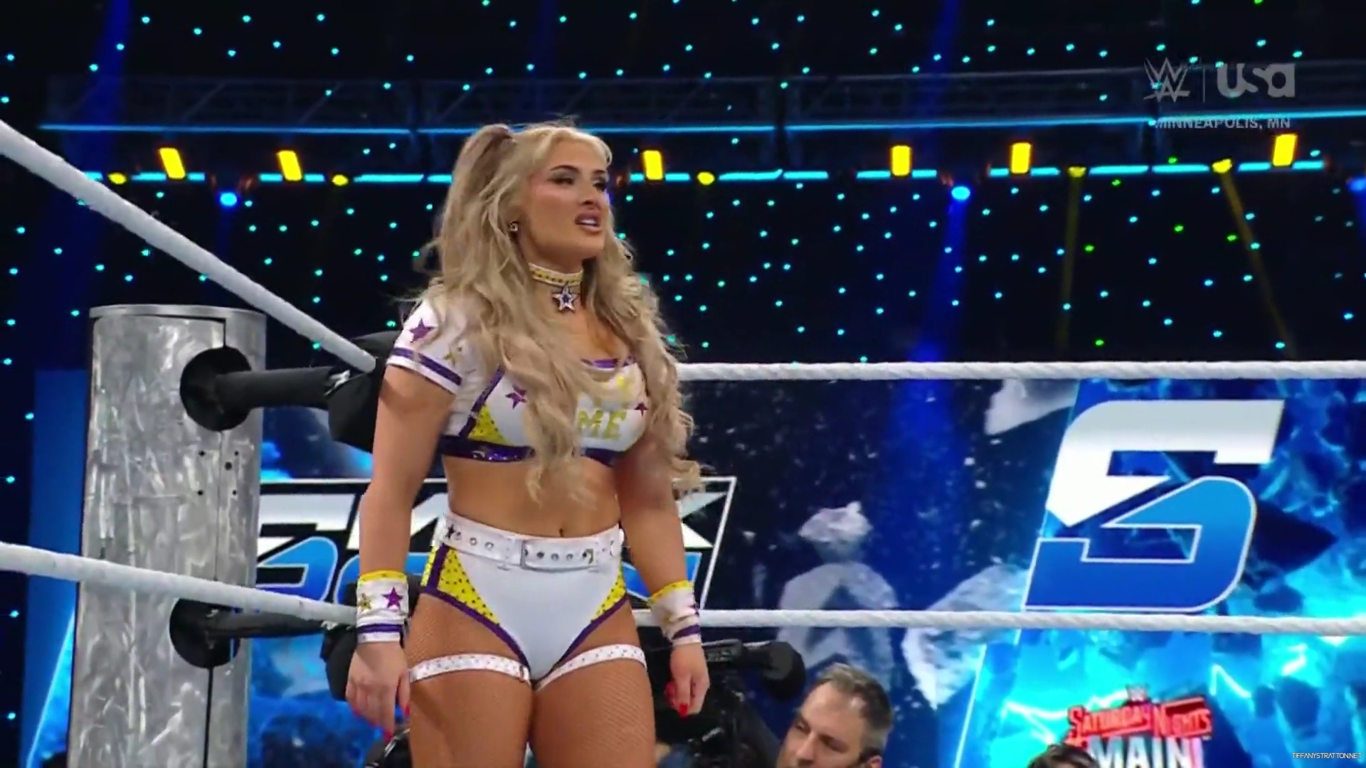 WWE_Friday_Night_SmackDown_2024_12_06_1080p_HDTV_x264-NWCHD_mp41213.jpg