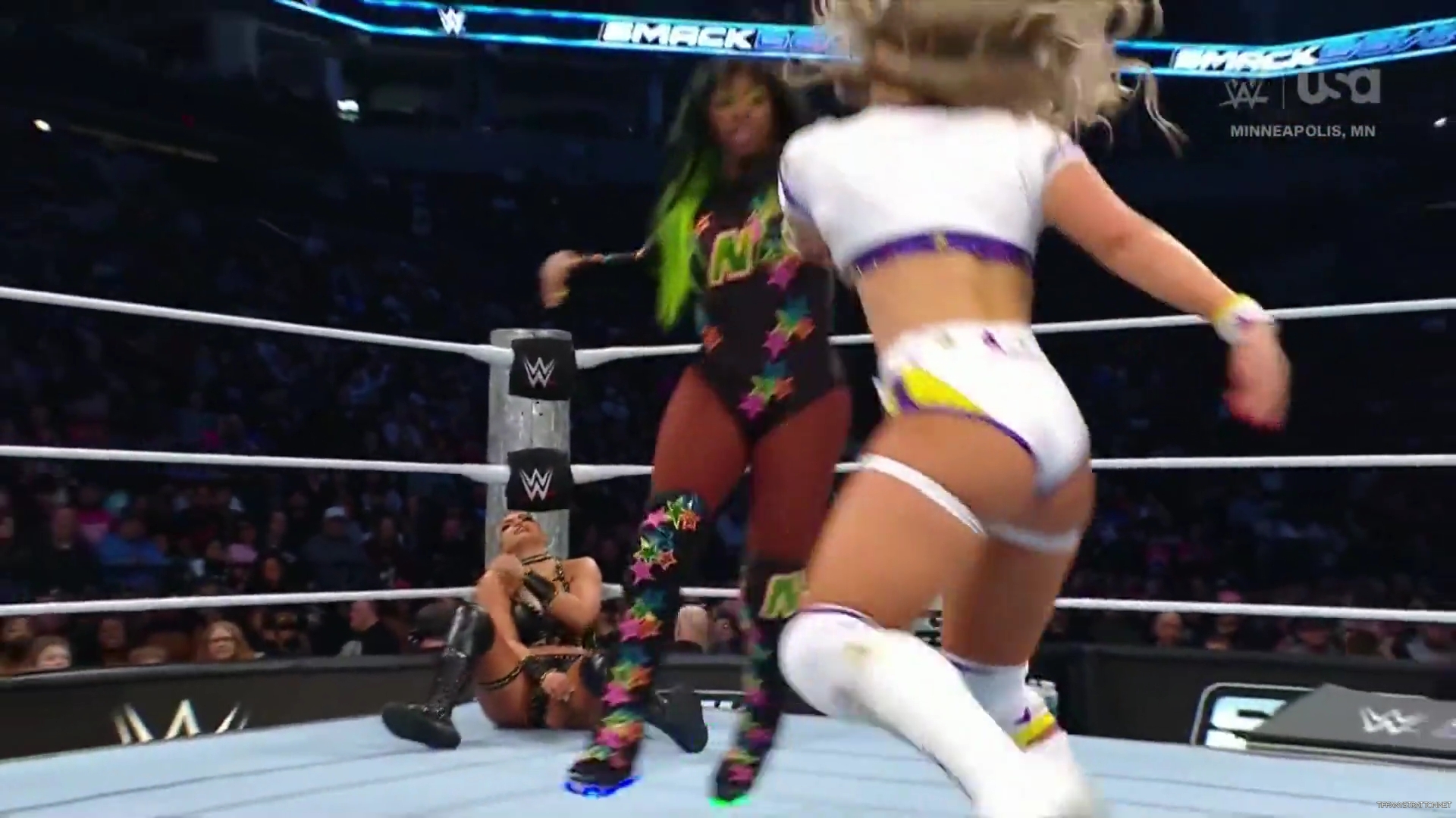 WWE_Friday_Night_SmackDown_2024_12_06_1080p_HDTV_x264-NWCHD_mp41248.jpg