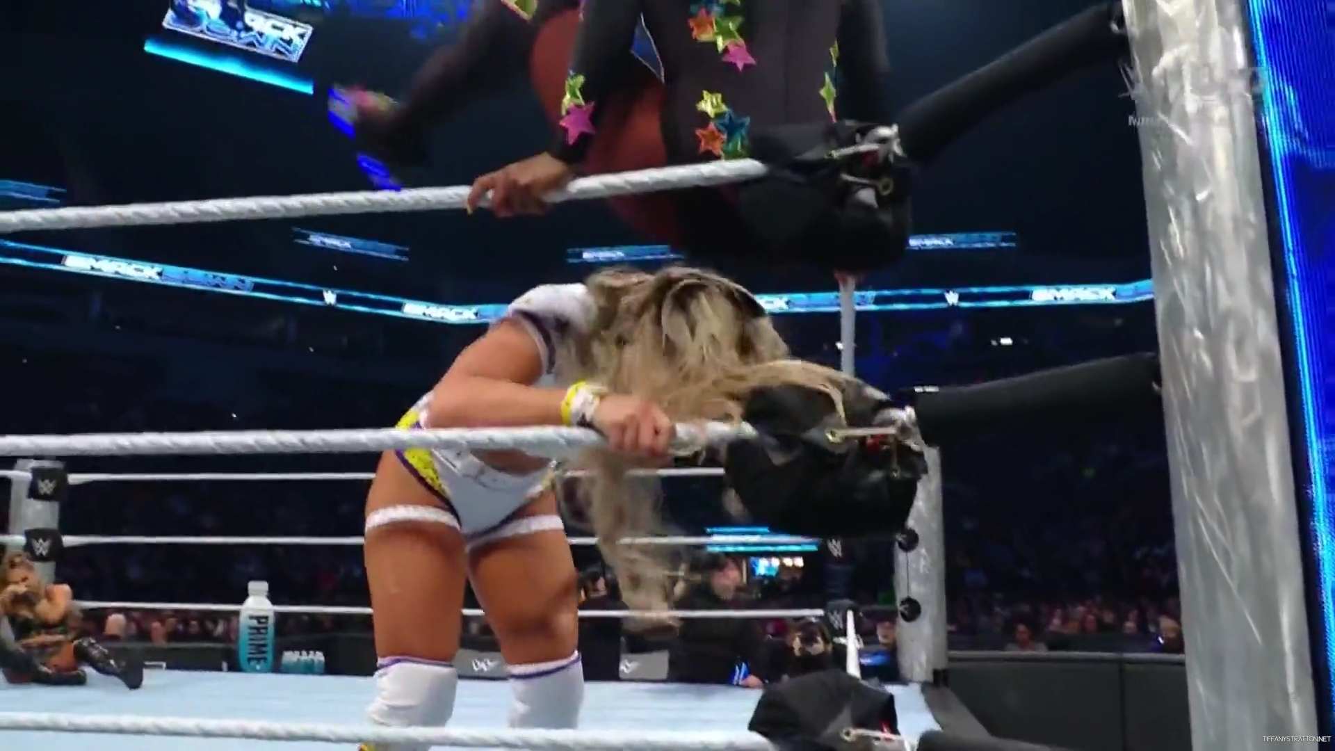 WWE_Friday_Night_SmackDown_2024_12_06_1080p_HDTV_x264-NWCHD_mp41252.jpg