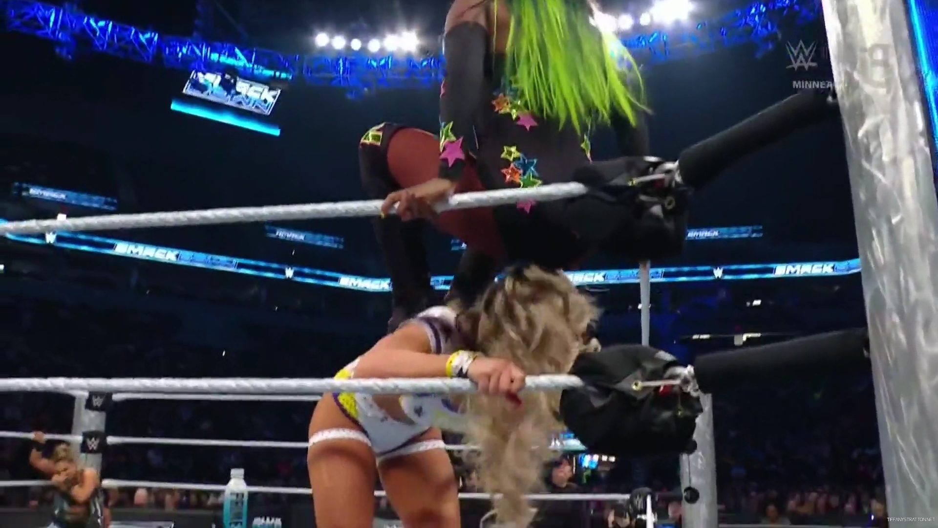 WWE_Friday_Night_SmackDown_2024_12_06_1080p_HDTV_x264-NWCHD_mp41253.jpg