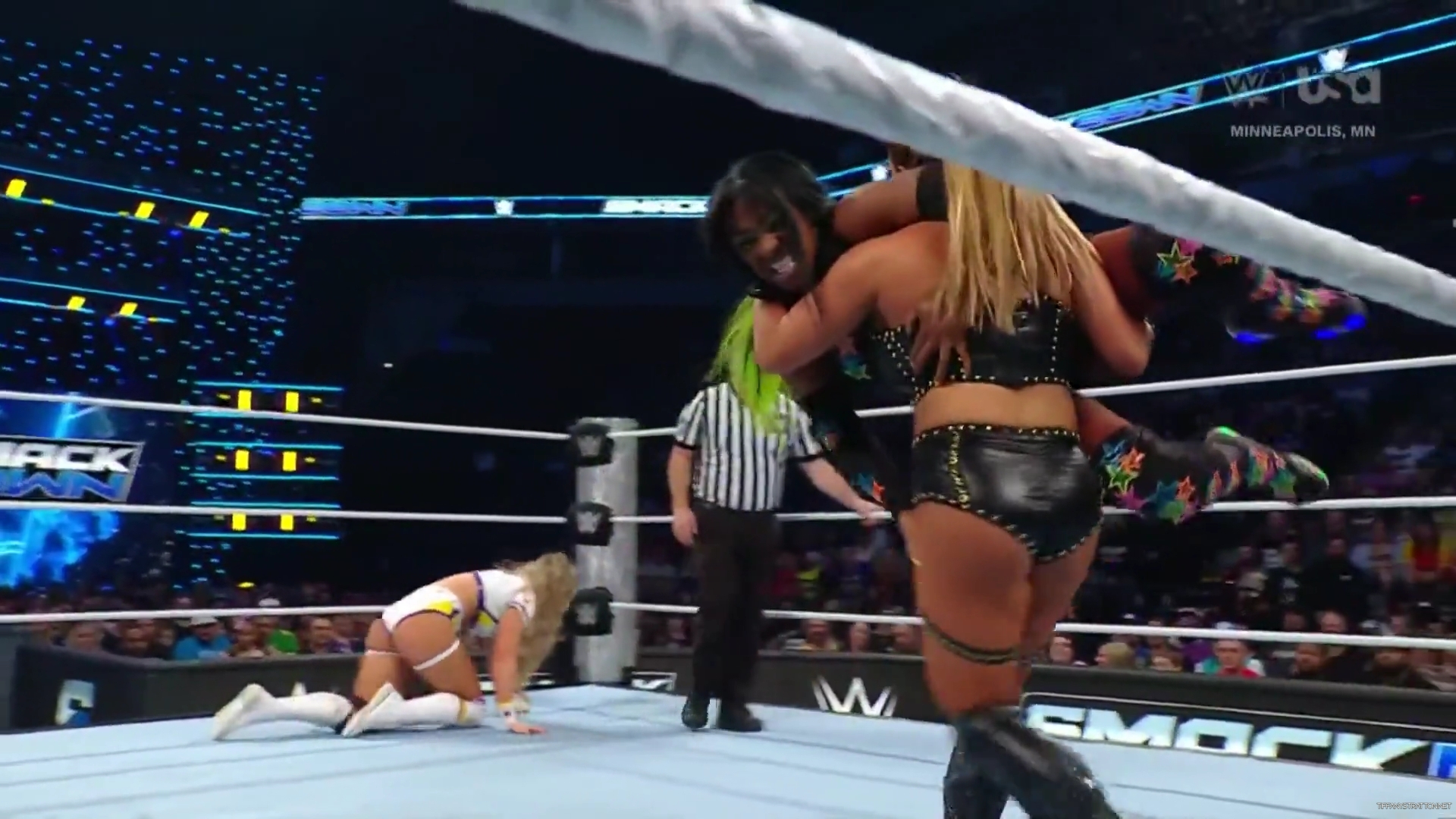WWE_Friday_Night_SmackDown_2024_12_06_1080p_HDTV_x264-NWCHD_mp41455.jpg