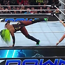 WWE_Friday_Night_SmackDown_2024_12_06_1080p_HDTV_x264-NWCHD_mp41340.jpg