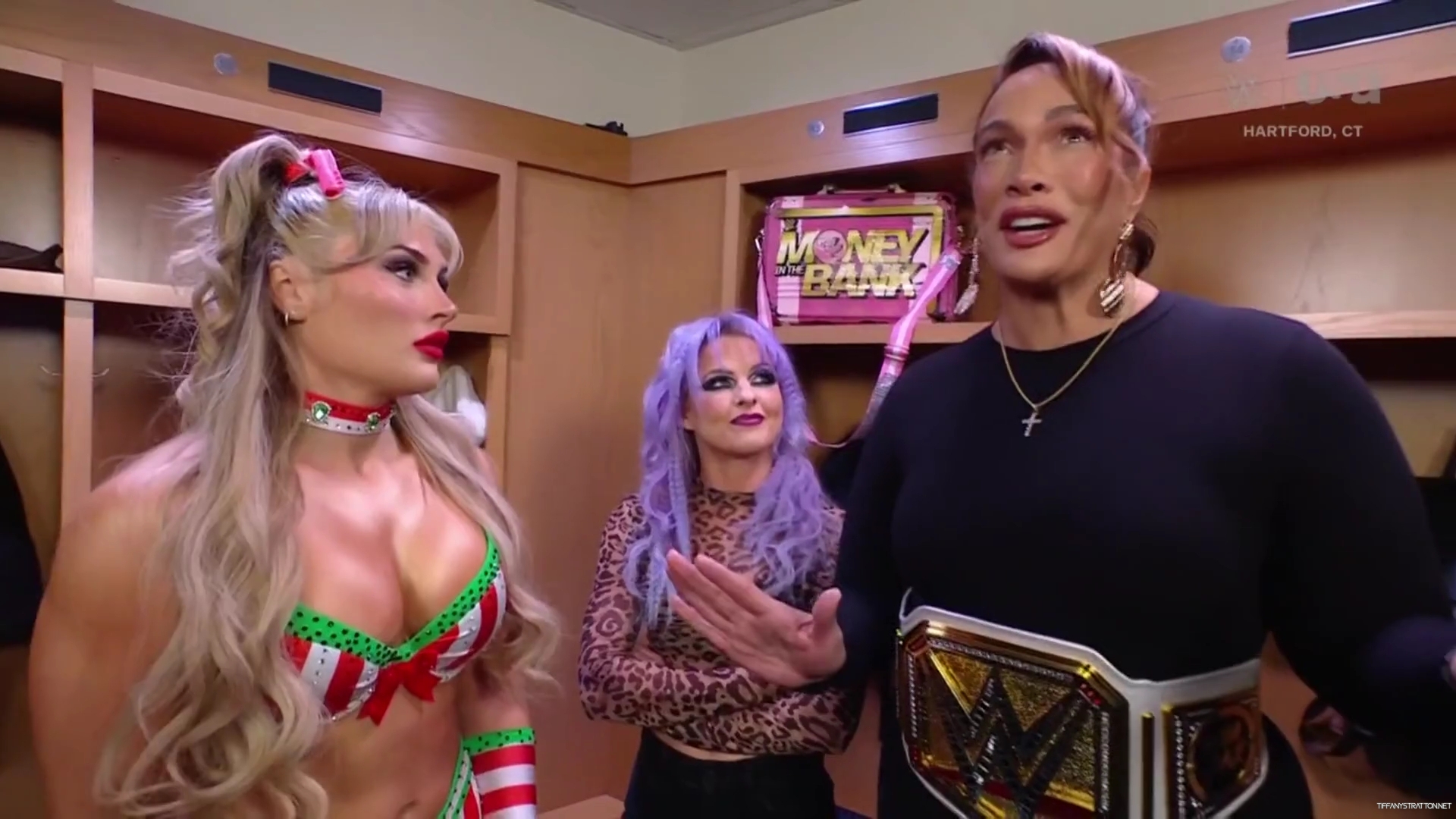 WWE_Friday_Night_SmackDown_2024_12_13_1080p_HDTV_x264-NWCHD_mp41685.jpg