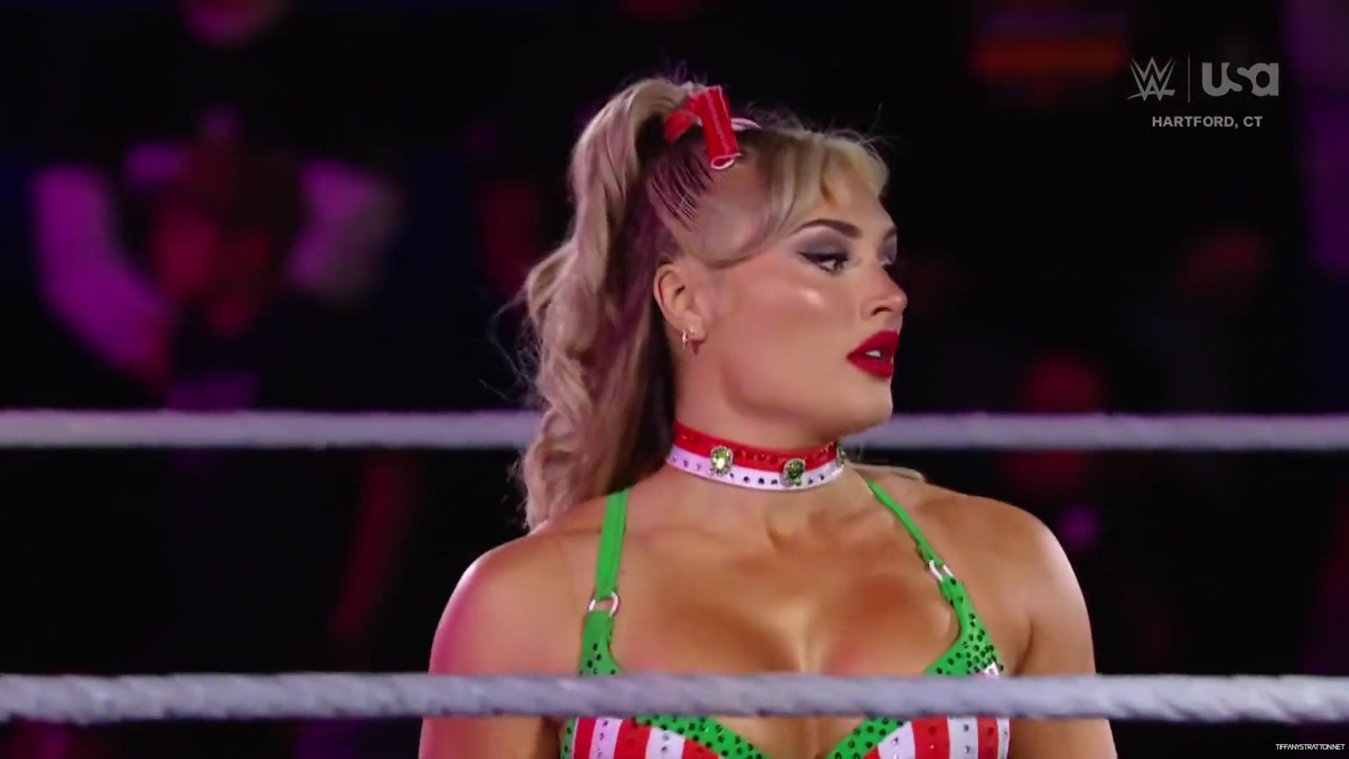 WWE_Friday_Night_SmackDown_2024_12_13_1080p_HDTV_x264-NWCHD_mp41782.jpg
