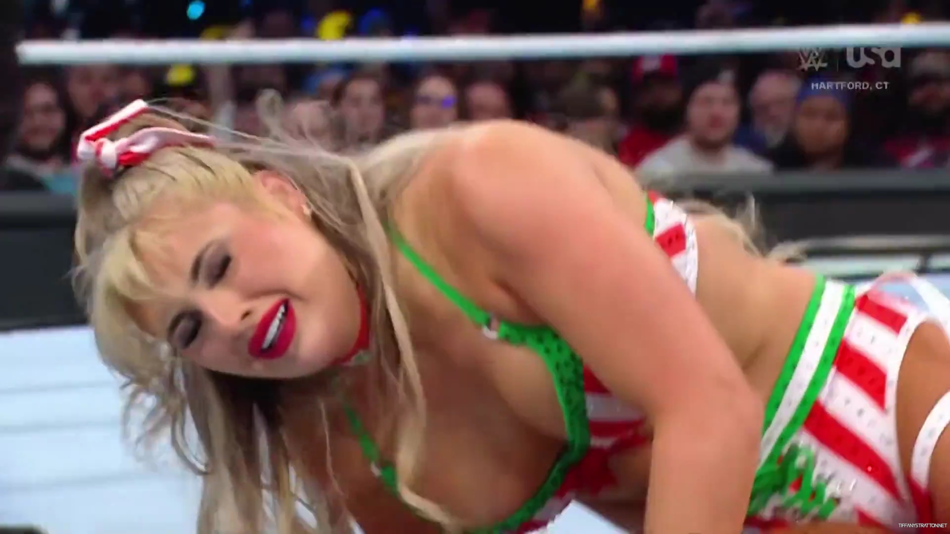 WWE_Friday_Night_SmackDown_2024_12_13_1080p_HDTV_x264-NWCHD_mp42260.jpg