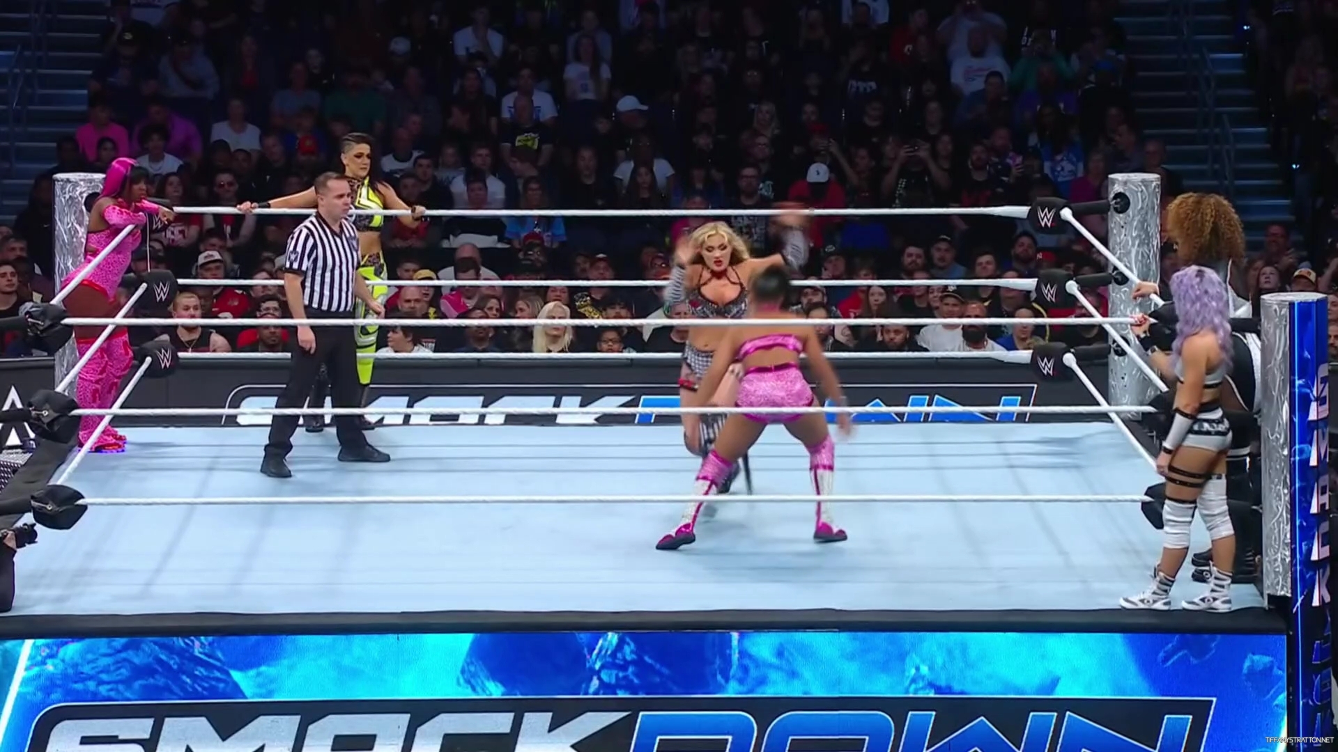 WWE_Friday_Night_SmackDown_2024_12_27_1080p_HDTV_h264-Star_mp43025.jpg