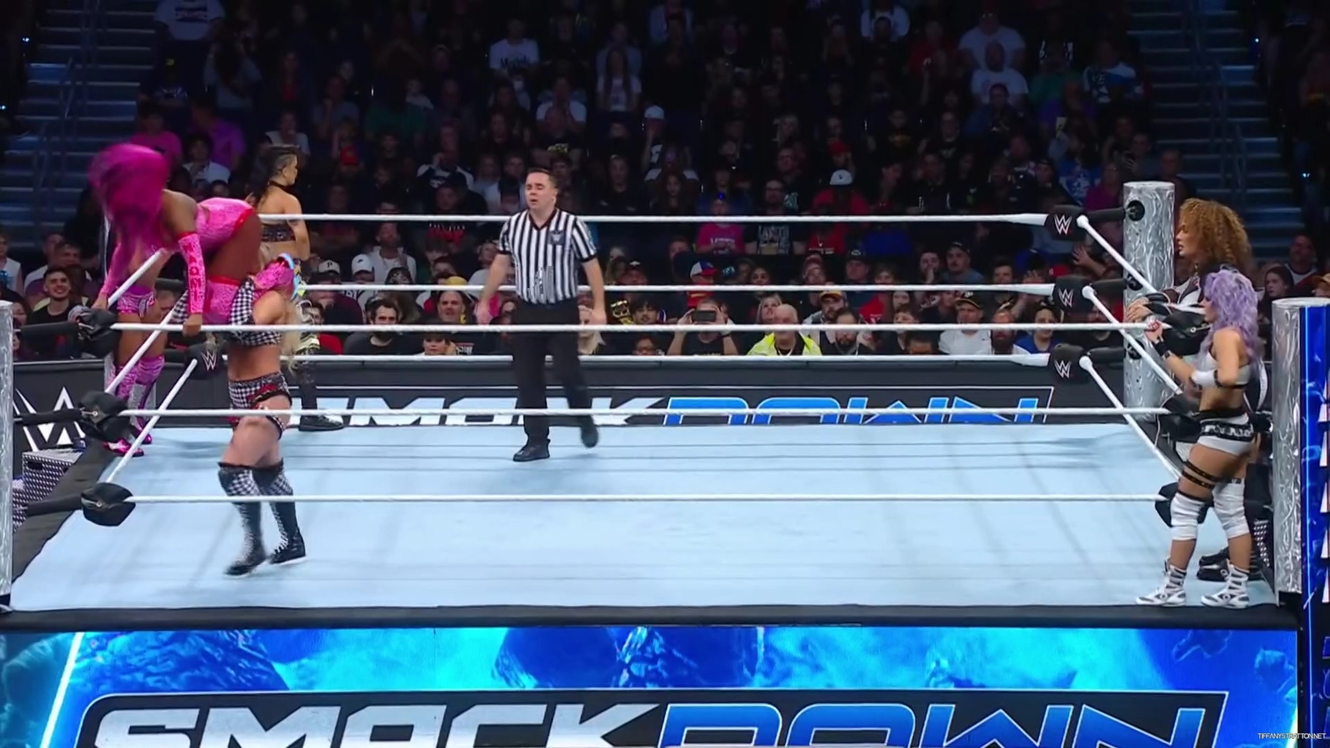 WWE_Friday_Night_SmackDown_2024_12_27_1080p_HDTV_h264-Star_mp43124.jpg