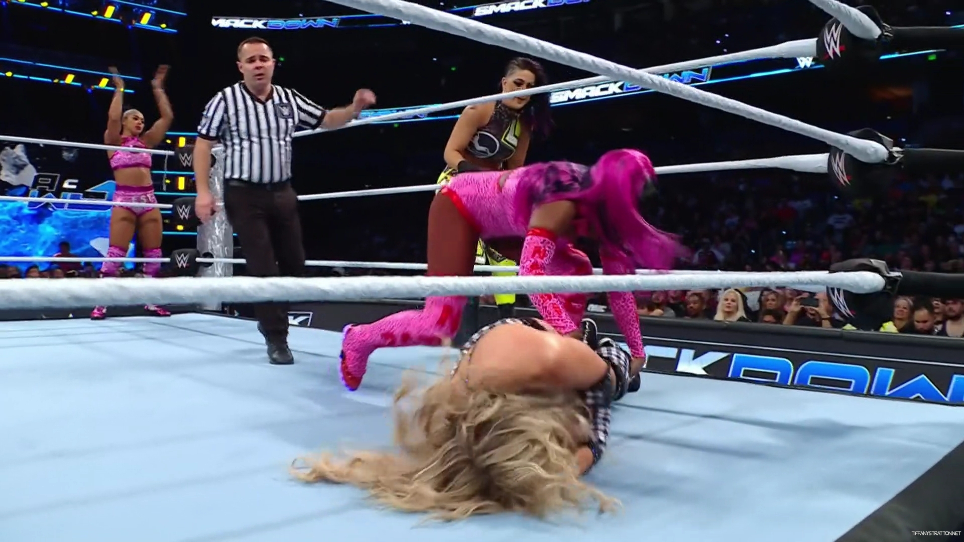 WWE_Friday_Night_SmackDown_2024_12_27_1080p_HDTV_h264-Star_mp43136.jpg