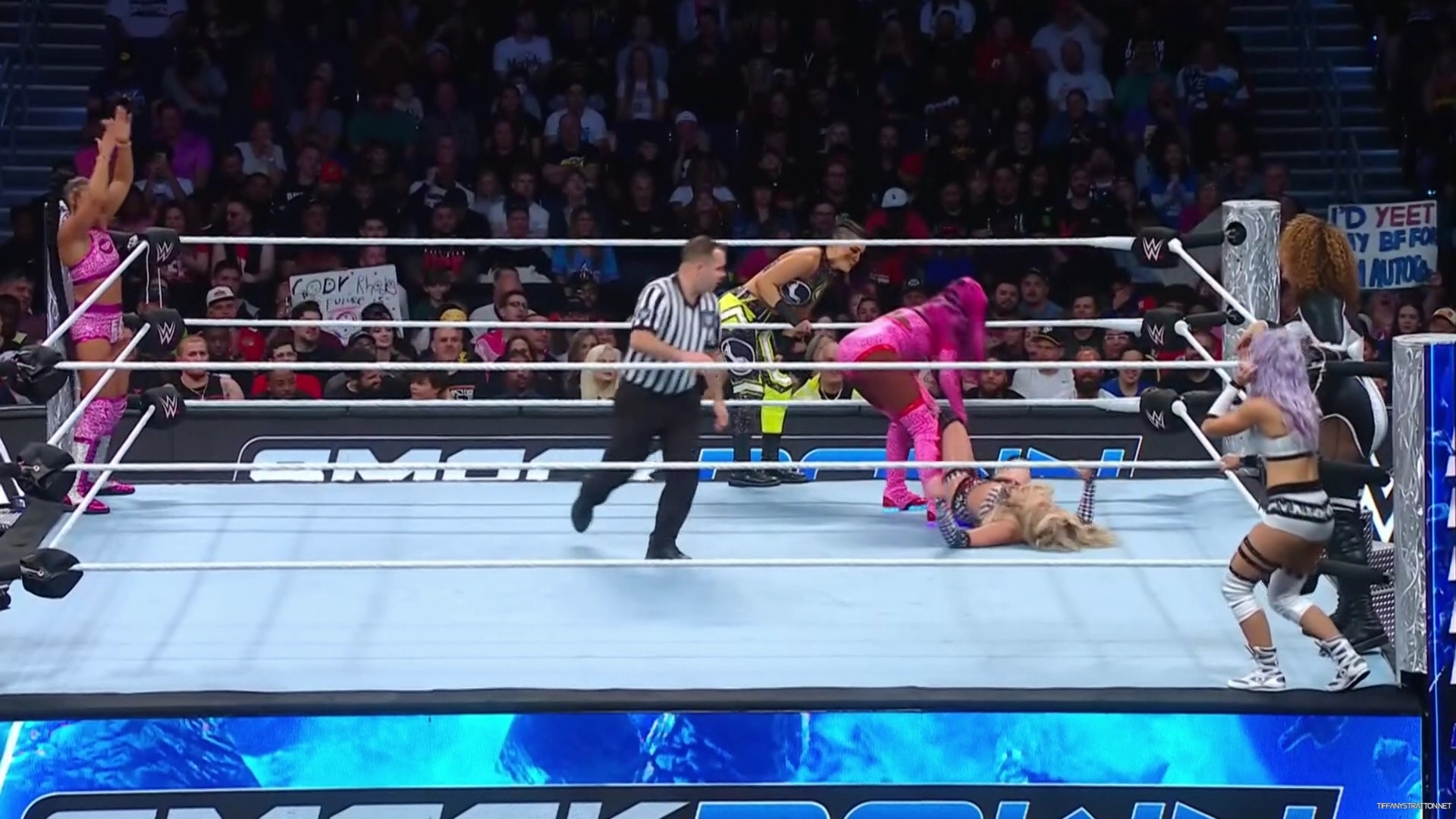 WWE_Friday_Night_SmackDown_2024_12_27_1080p_HDTV_h264-Star_mp43137.jpg