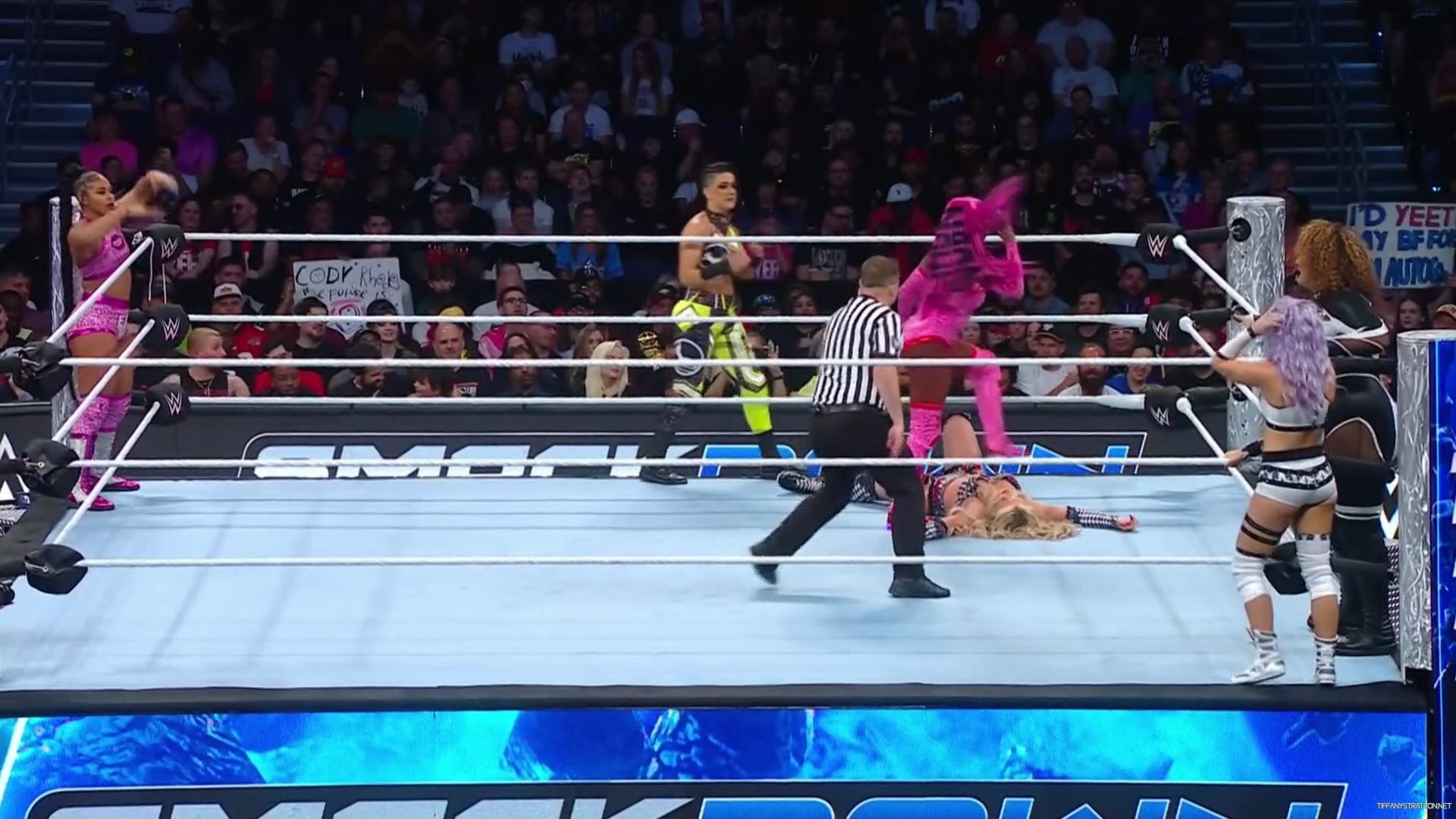 WWE_Friday_Night_SmackDown_2024_12_27_1080p_HDTV_h264-Star_mp43138.jpg