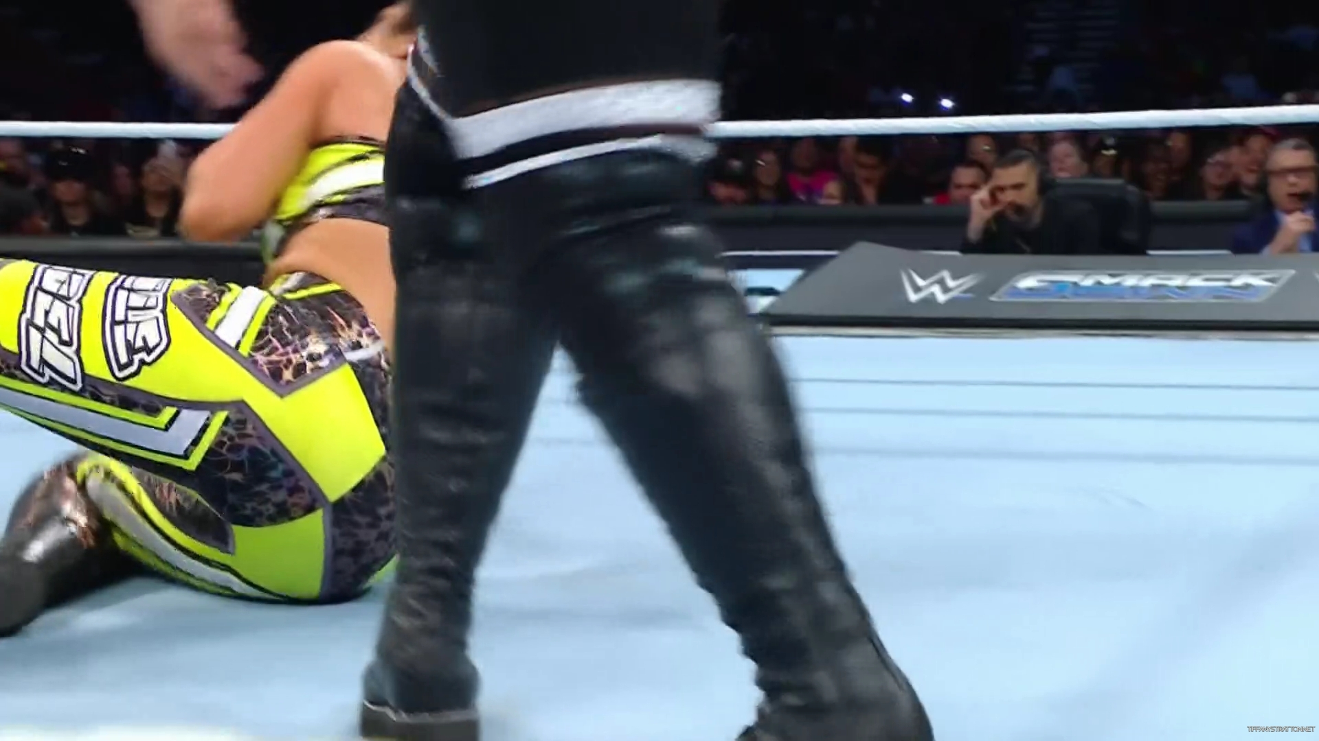 WWE_Friday_Night_SmackDown_2024_12_27_1080p_HDTV_h264-Star_mp43208.jpg