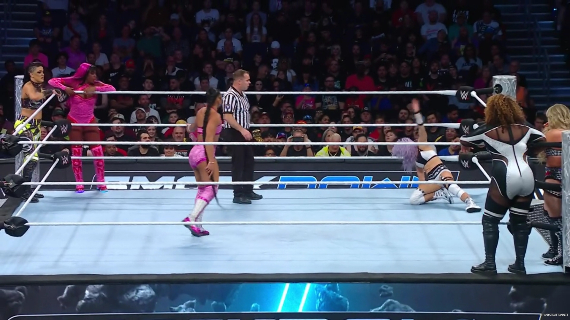WWE_Friday_Night_SmackDown_2024_12_27_1080p_HDTV_h264-Star_mp43396.jpg