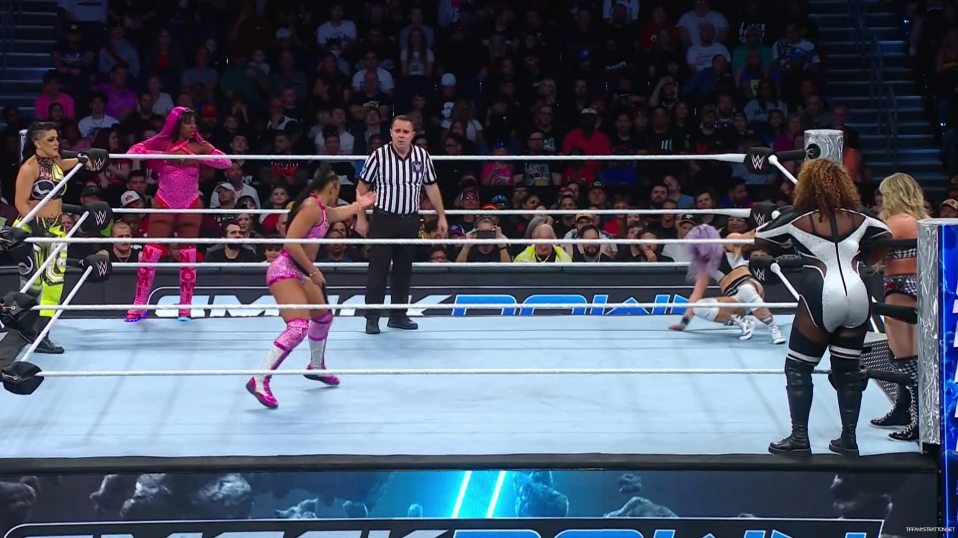 WWE_Friday_Night_SmackDown_2024_12_27_1080p_HDTV_h264-Star_mp43397.jpg
