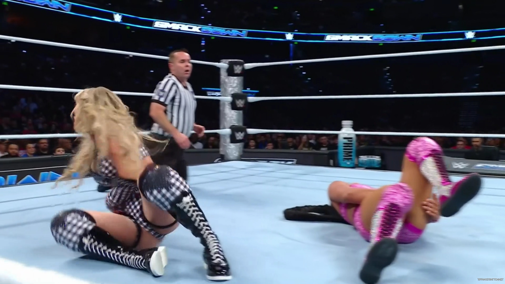 WWE_Friday_Night_SmackDown_2024_12_27_1080p_HDTV_h264-Star_mp43448.jpg