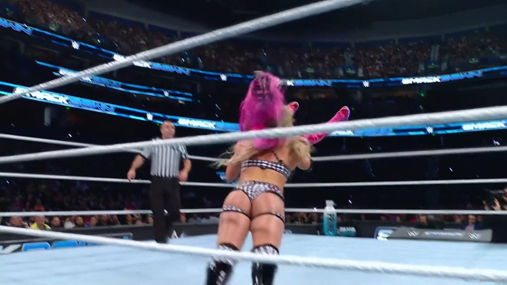 WWE_Friday_Night_SmackDown_2024_12_27_1080p_HDTV_h264-Star_mp43817.jpg