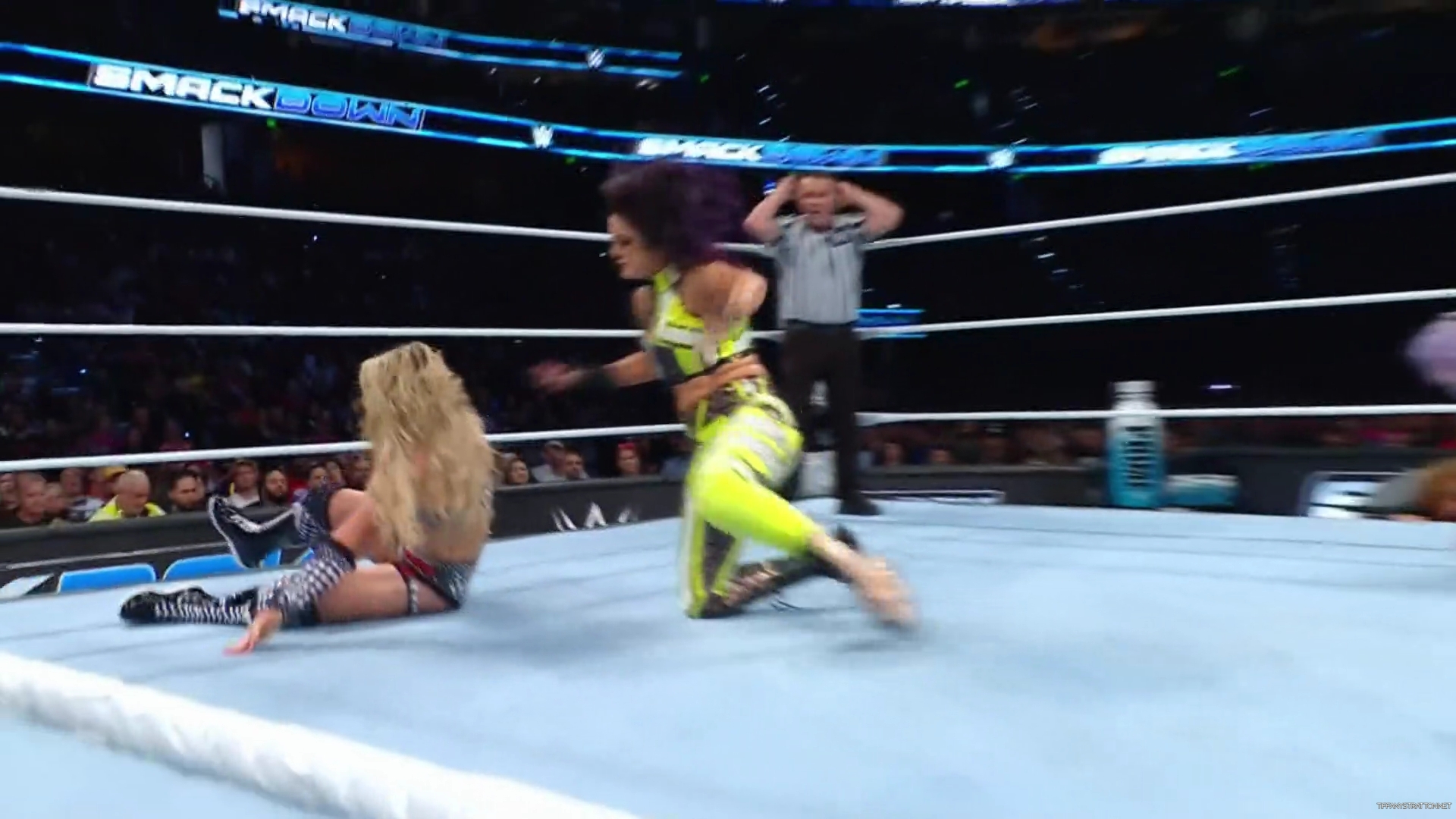 WWE_Friday_Night_SmackDown_2024_12_27_1080p_HDTV_h264-Star_mp43851.jpg