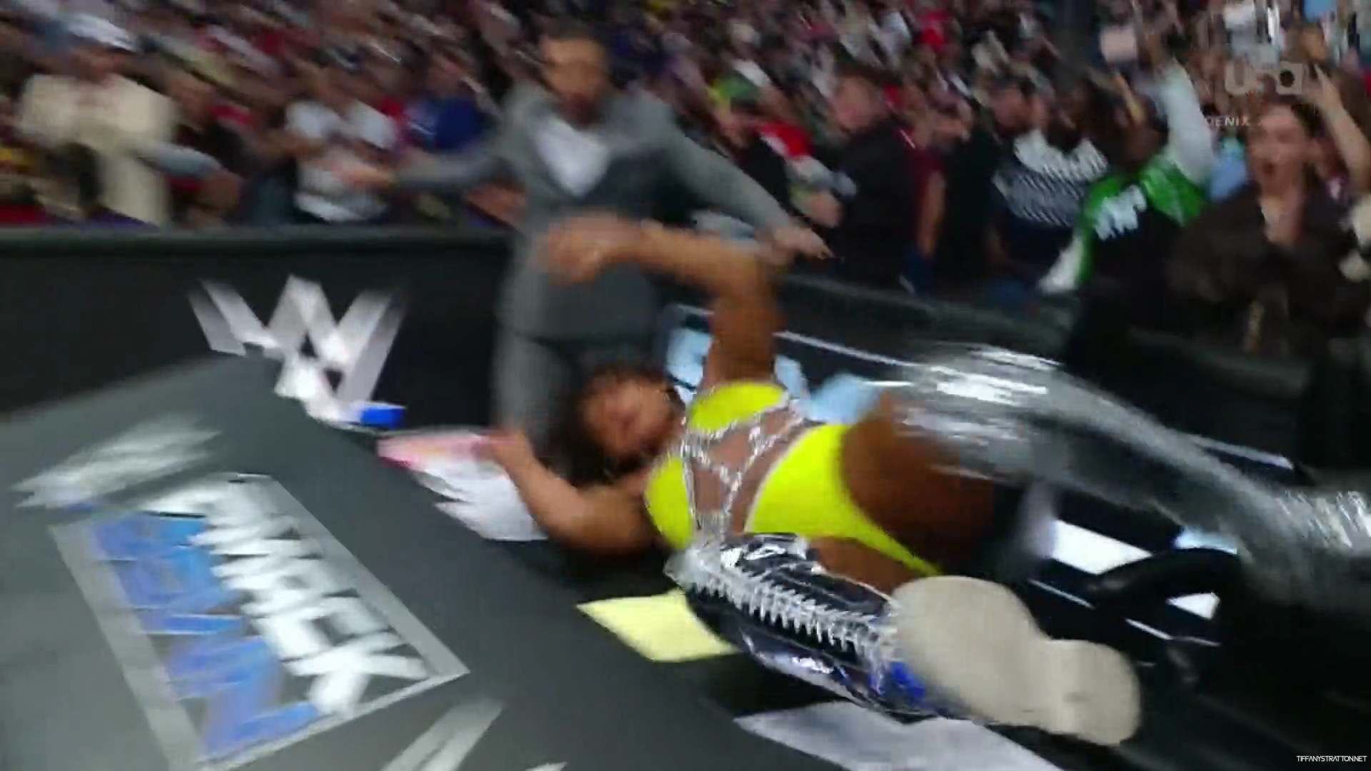 WWE_Friday_Night_SmackDown_2025_01_03_1080p_USANETWORK_h264-Star_mp40123.jpg