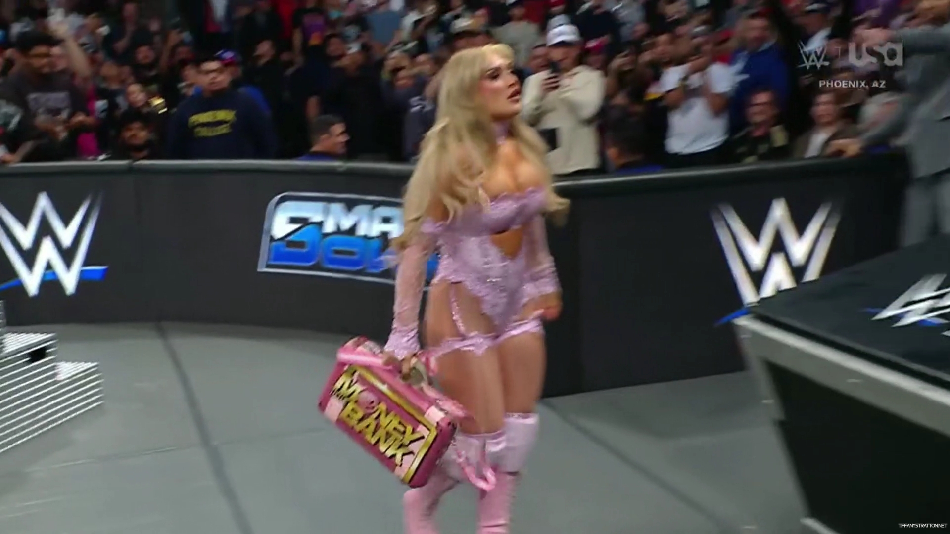 WWE_Friday_Night_SmackDown_2025_01_03_1080p_USANETWORK_h264-Star_mp40125.jpg