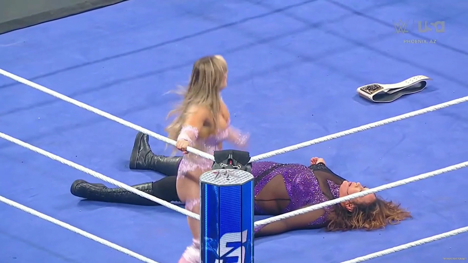 WWE_Friday_Night_SmackDown_2025_01_03_1080p_USANETWORK_h264-Star_mp40139.jpg