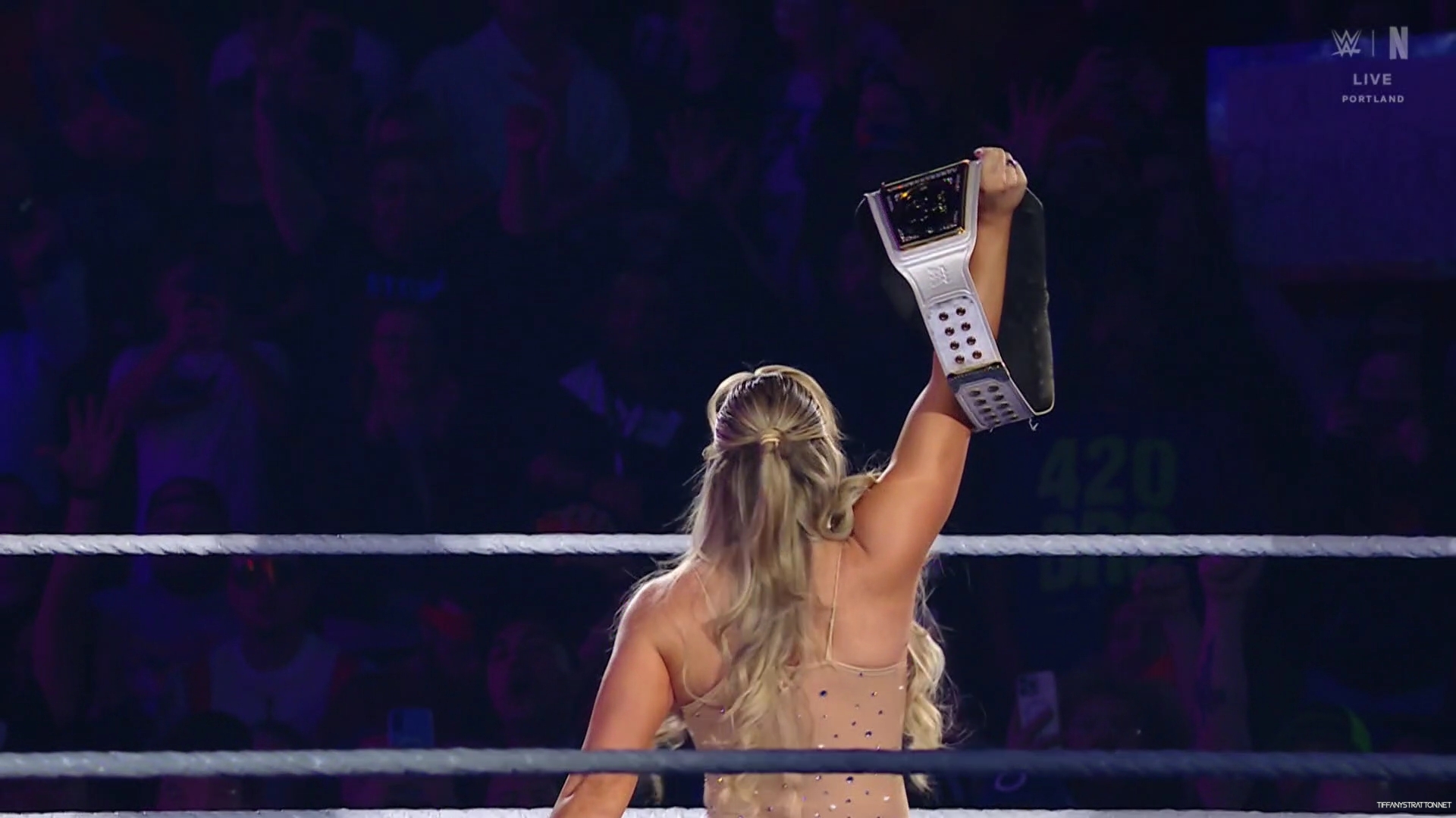 WWE_Friday_Night_SmackDown_2025_01_10_1080p_NETFLiX_h264-Star_mp40086.jpg