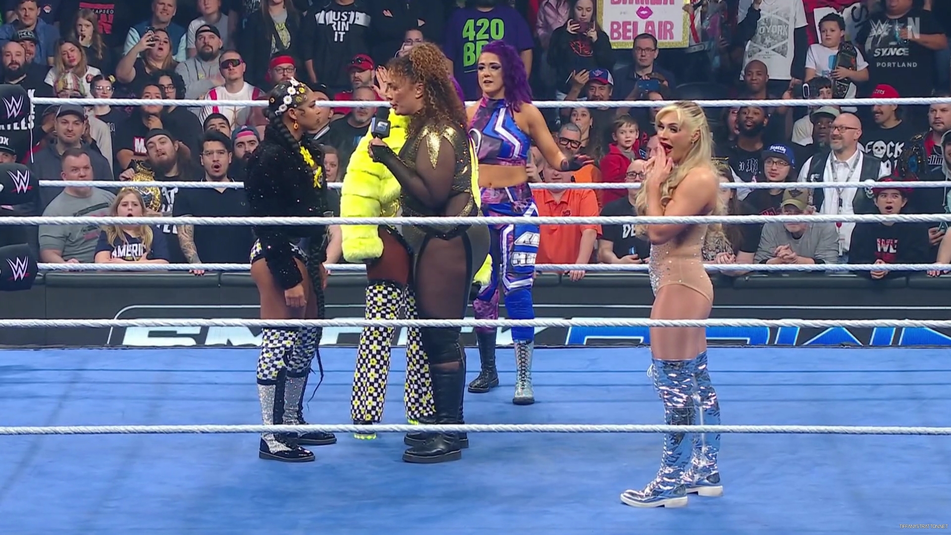 WWE_Friday_Night_SmackDown_2025_01_10_1080p_NETFLiX_h264-Star_mp40516.jpg